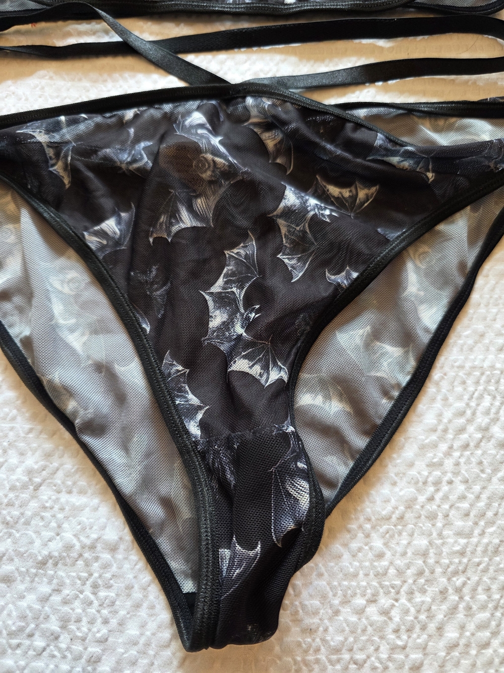Black Bat-Print Strappy Sheer Cami & Bikini Set Xl - Picture 2 of 6
